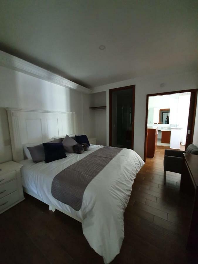 Hotel Estancia Real Tepatitlan Extérieur photo